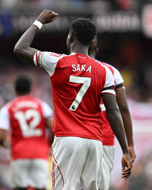 突发：萨卡热身受伤，马杜埃克首发，诺尔高进入大名单