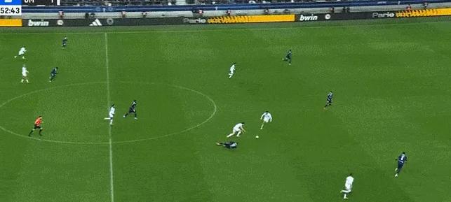 巴黎FC2-2马赛，格林伍德传射，凯巴尔补时点射绝平